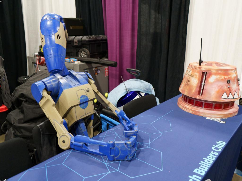 ឥទ្ធិពលនៃបច្ចេកវិទ្យាអប់រំលើកម្មវិធីសាស្រា